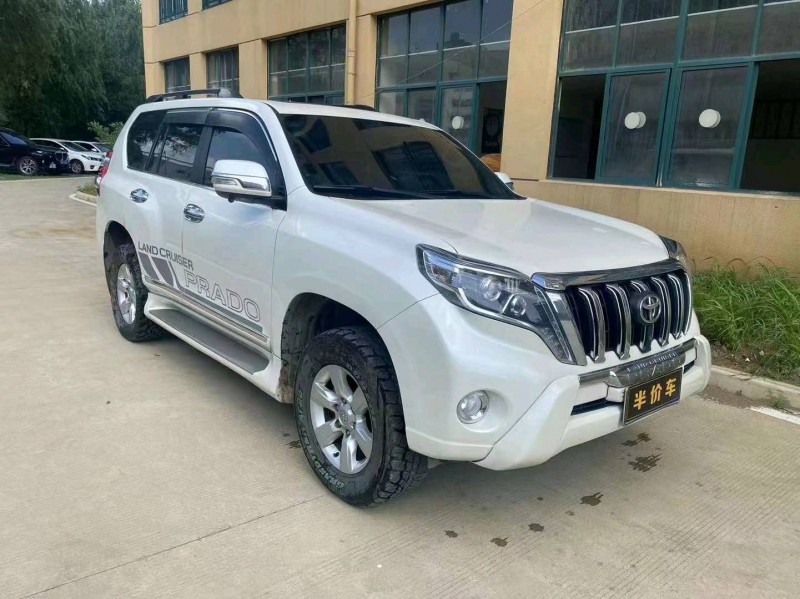 宜昌14年丰田普拉多9