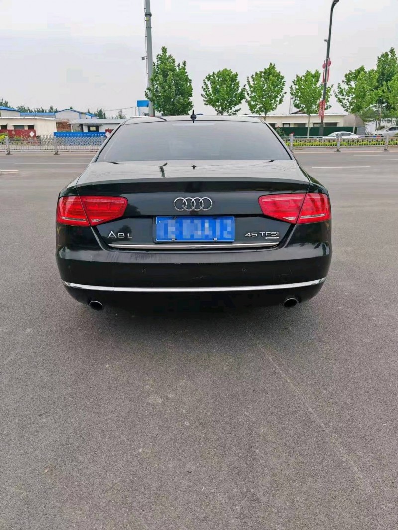 枣庄14年奥迪A8L2