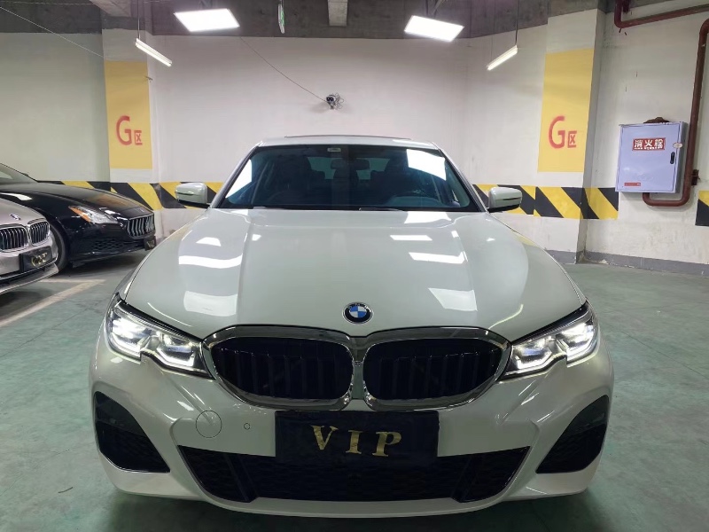 成都21年宝马3系1