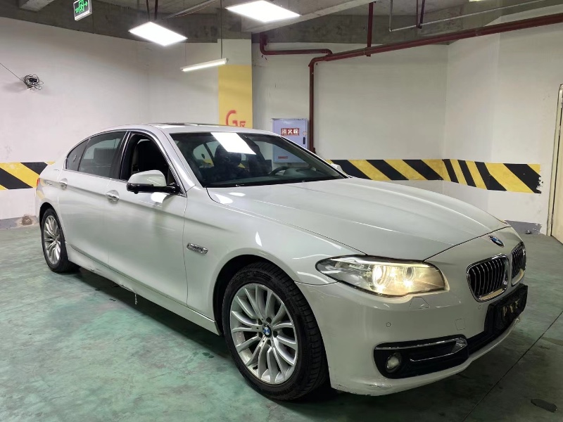 成都16年宝马5系3