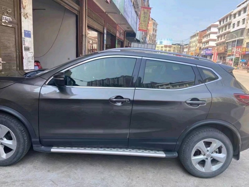 济宁20年日产逍客2