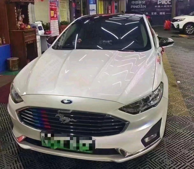 珠海20年福特蒙迪欧1