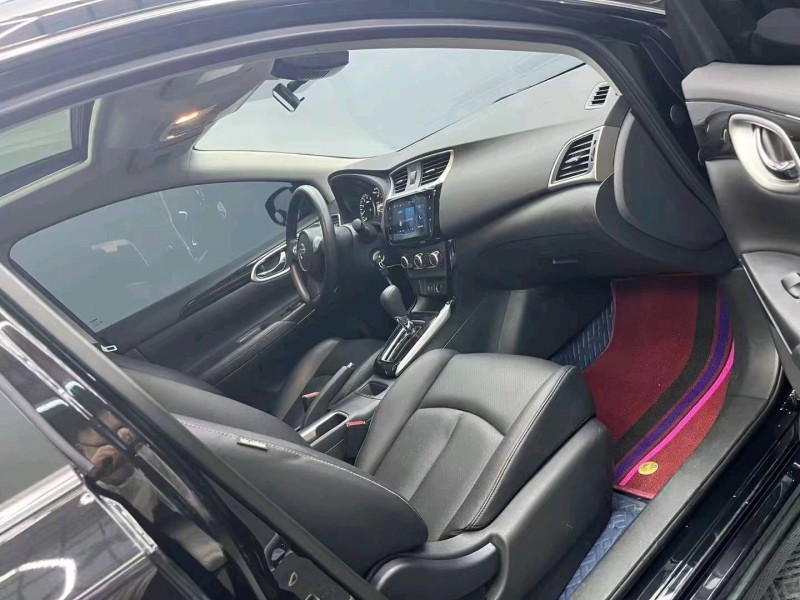 成都22年日产轩逸5