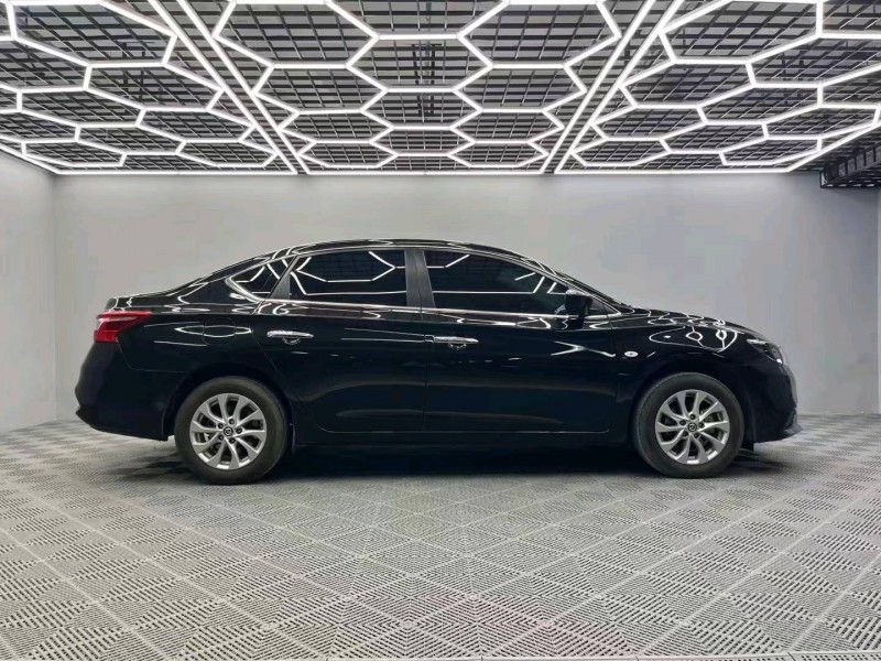 成都22年日产轩逸9