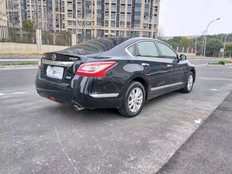 苏州16年日产天籁9