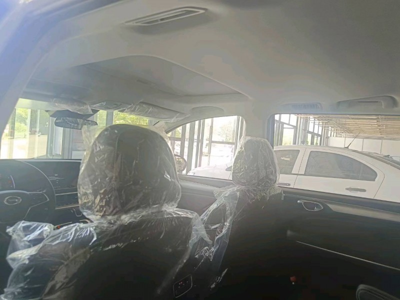 宜昌22年传祺M67