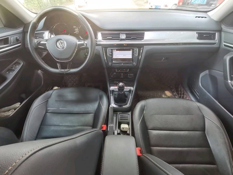 保定17年大众宝来4