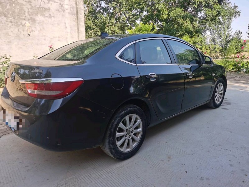 保定13年别克英朗GT5