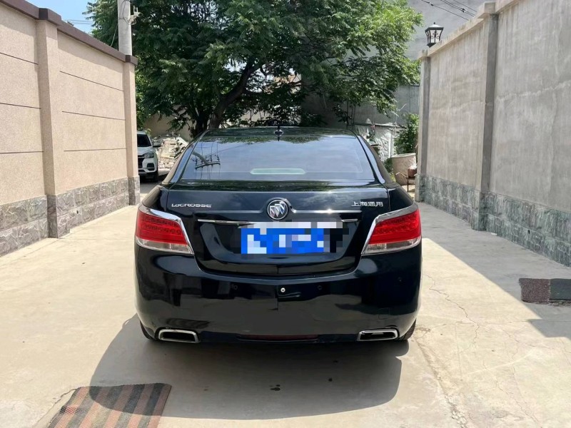 保定11年别克君越9