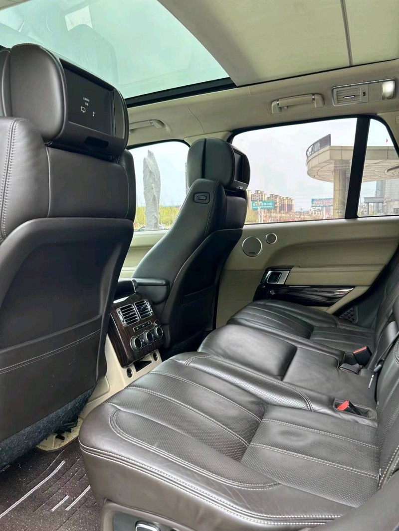 吉林13年路虎揽胜行政7