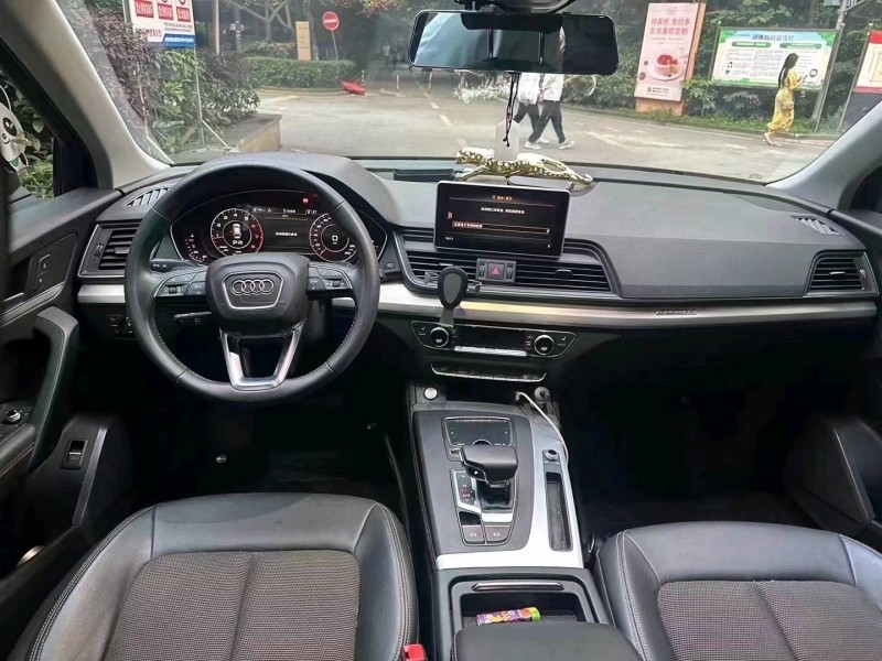 重庆19年奥迪Q59