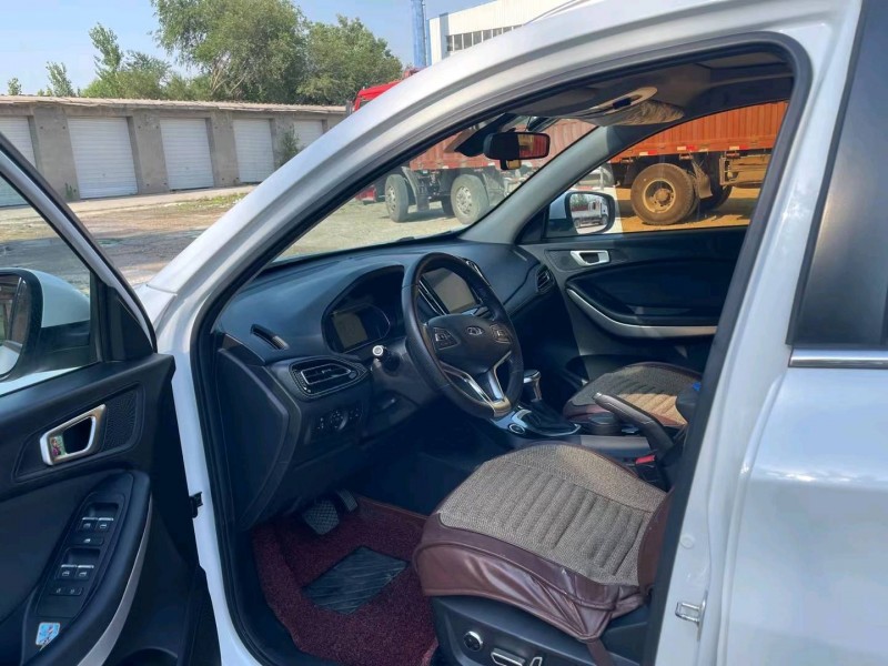 保定17年奇瑞瑞虎74