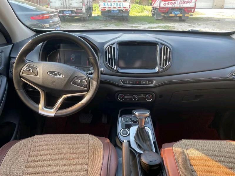 保定17年奇瑞瑞虎76