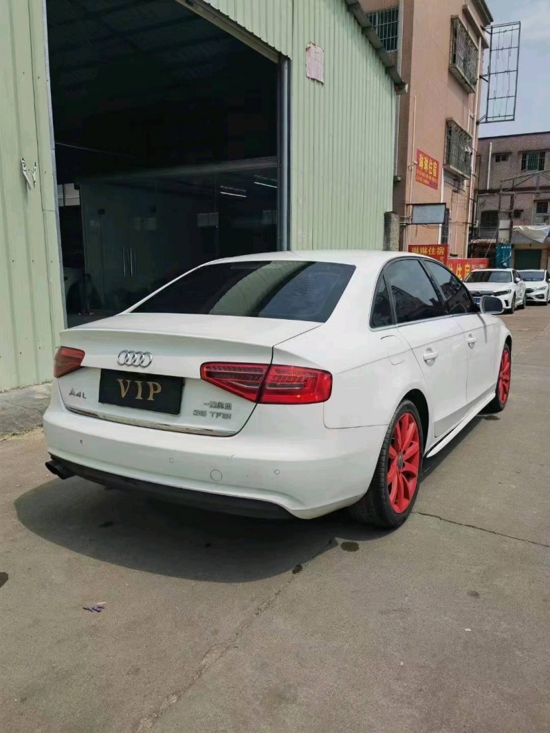 中山15年奥迪A4L4