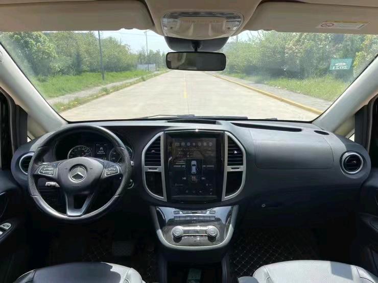 盐城17年奔驰威霆6