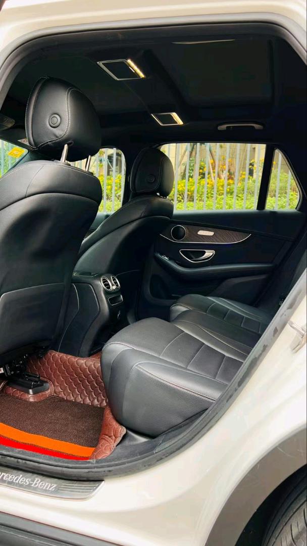 东莞19年奔驰GLC6