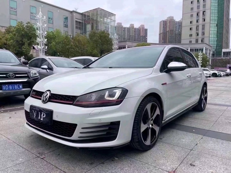 苏州16年大众高尔夫8