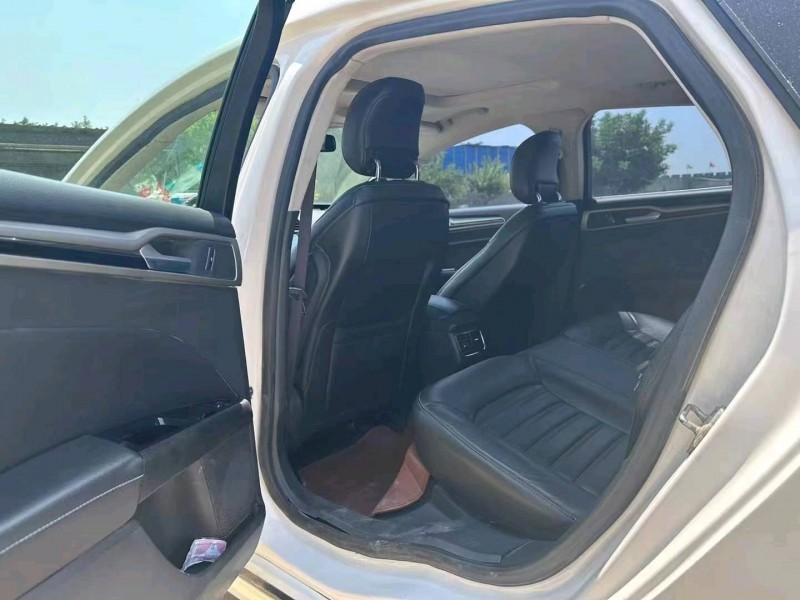 保定16年福特蒙迪欧4