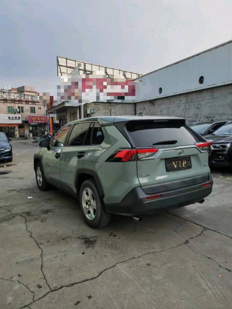 中山20年丰田RAV45