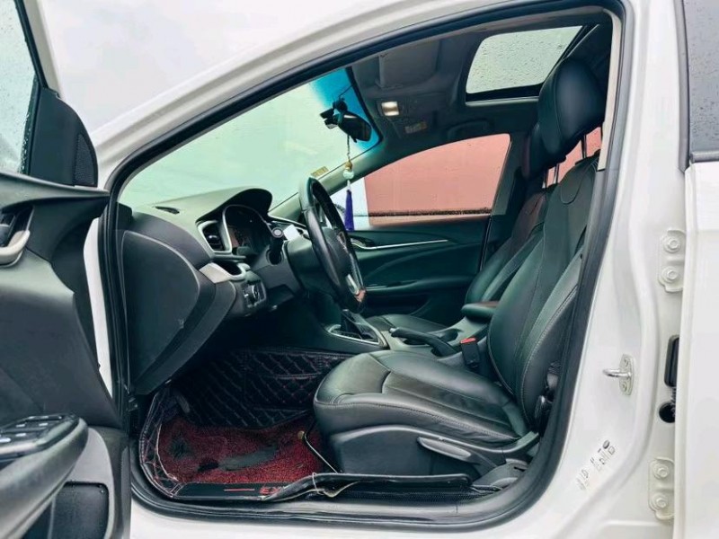 东莞18年别克英朗6