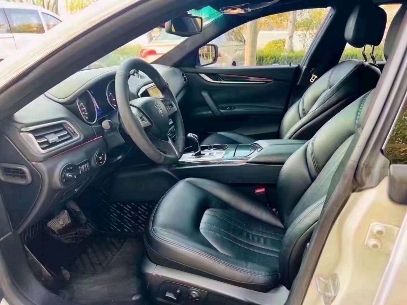 聊城16年玛莎拉蒂Ghibli5
