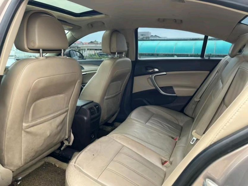 东莞13年别克君威6