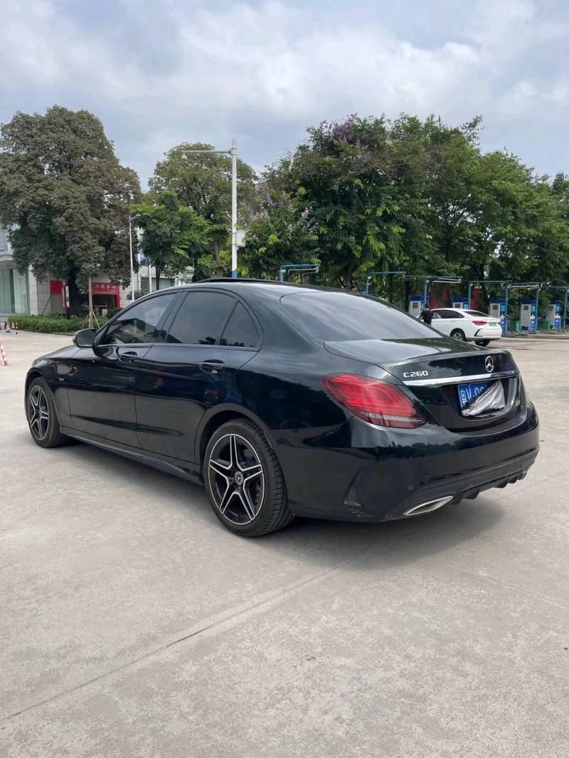 深圳21年奔驰C8