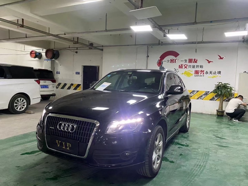 成都12年奥迪Q52
