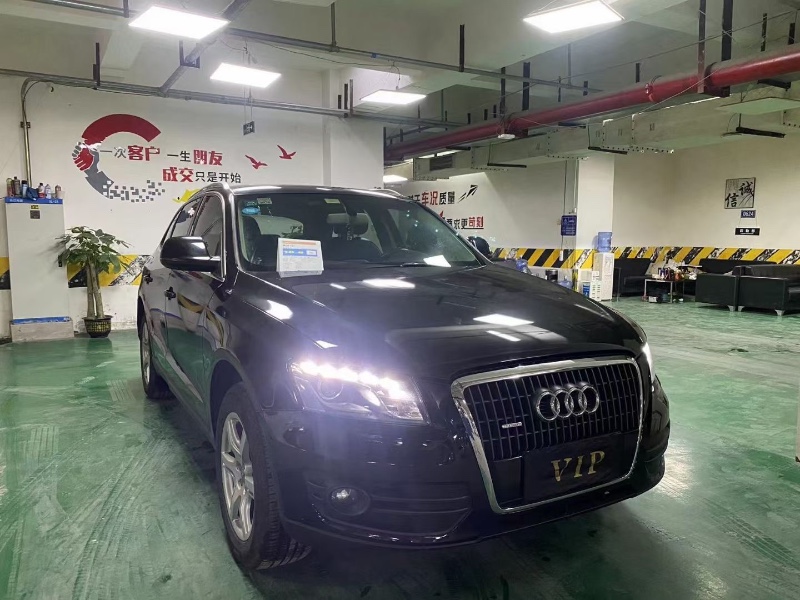 成都12年奥迪Q53