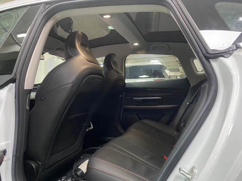 成都22年小鵬汽車p74