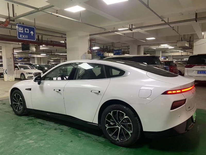 成都22年小鵬汽車p78