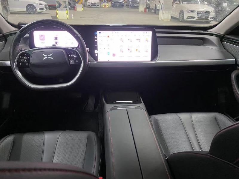 成都22年小鵬汽車p79