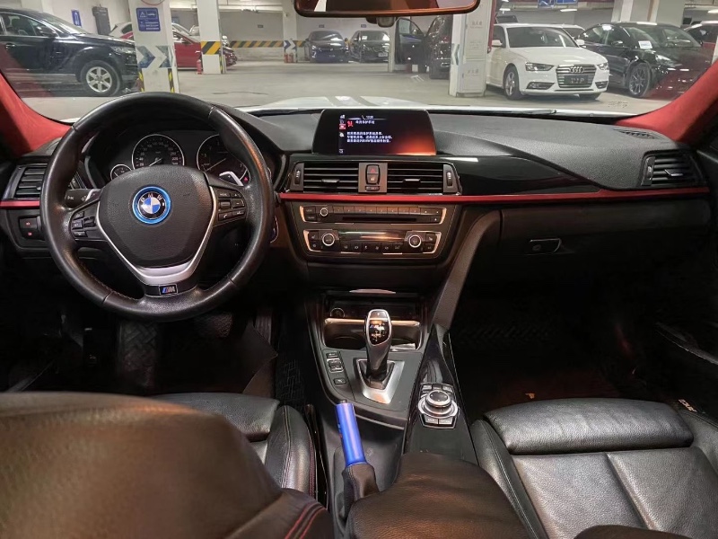 成都15年宝马3系6