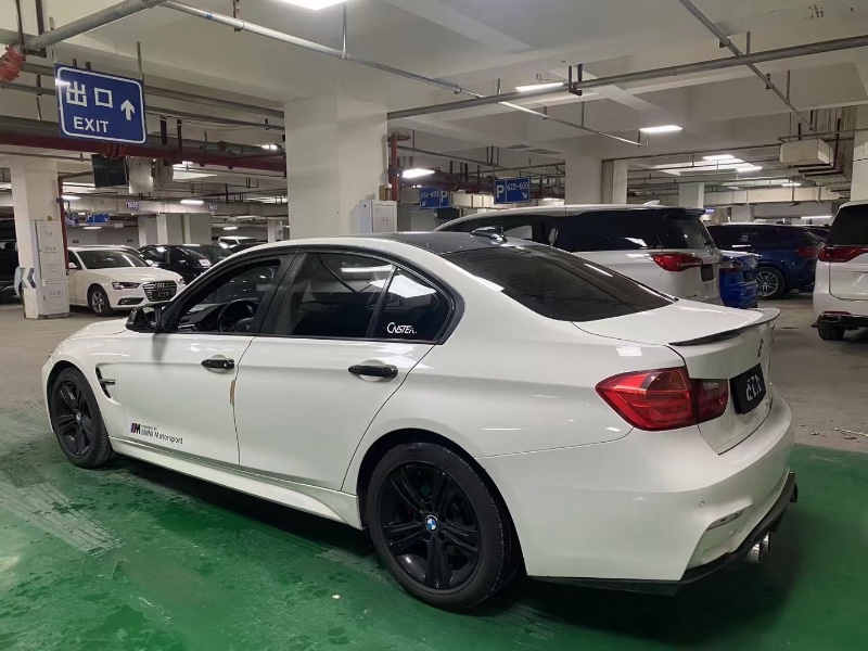 成都15年宝马3系7