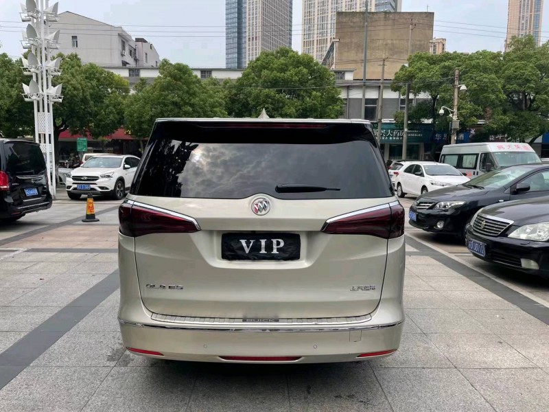 邯郸19年别克GL83