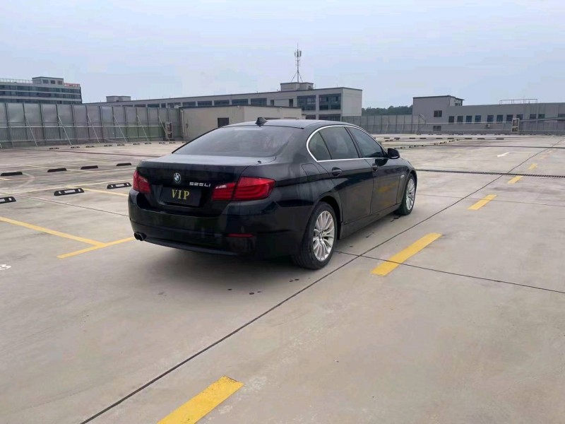 嘉兴11年宝马5系9
