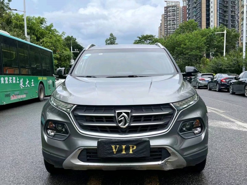 嘉興18年寶駿5101