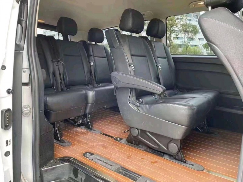 嘉兴17年奔驰威霆8