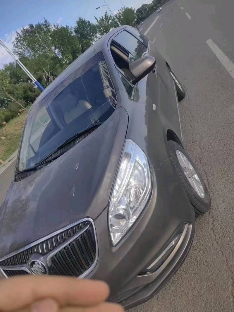 邯郸19年别克GL82