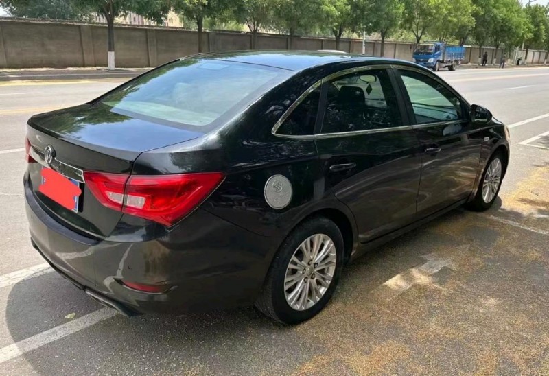 邯郸16年别克英朗7