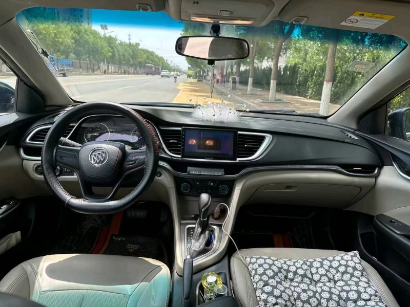 邯郸16年别克英朗8