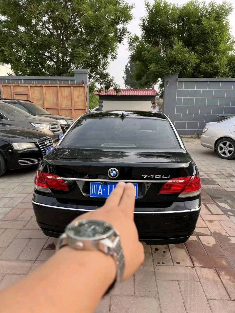 邯郸07年宝马7系3