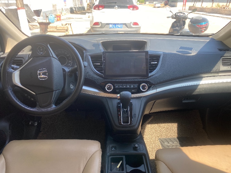 晉城17年本田CRV9