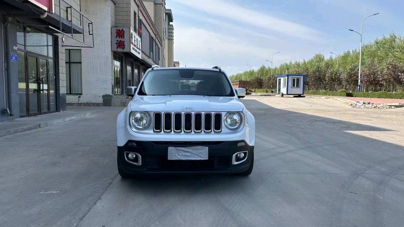 济南16年Jeep自由侠1