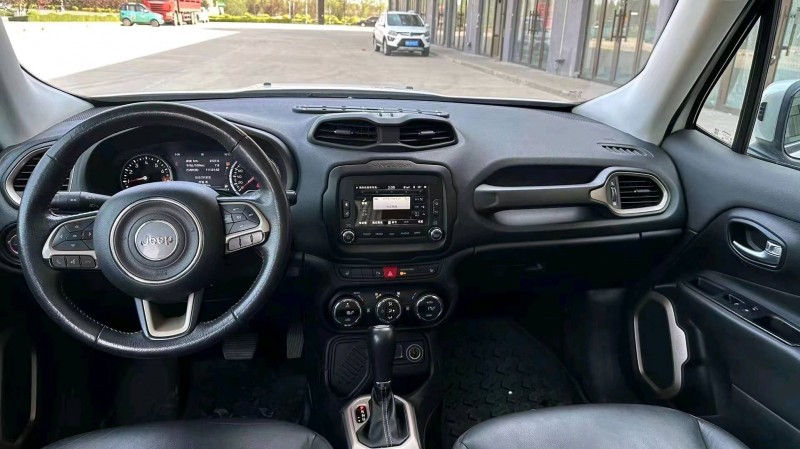 济南16年Jeep自由侠4