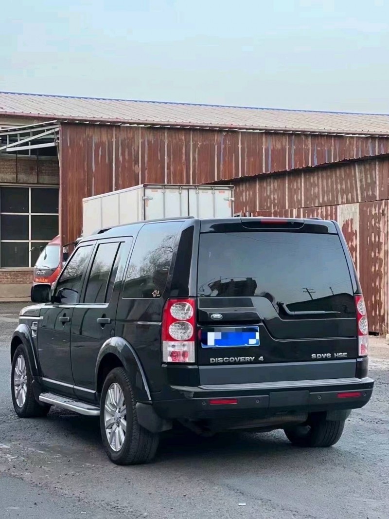 济南12年路虎发现7