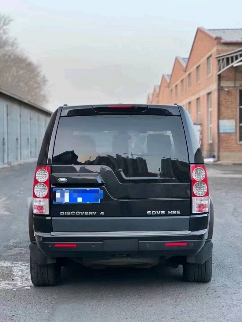 济南12年路虎发现9