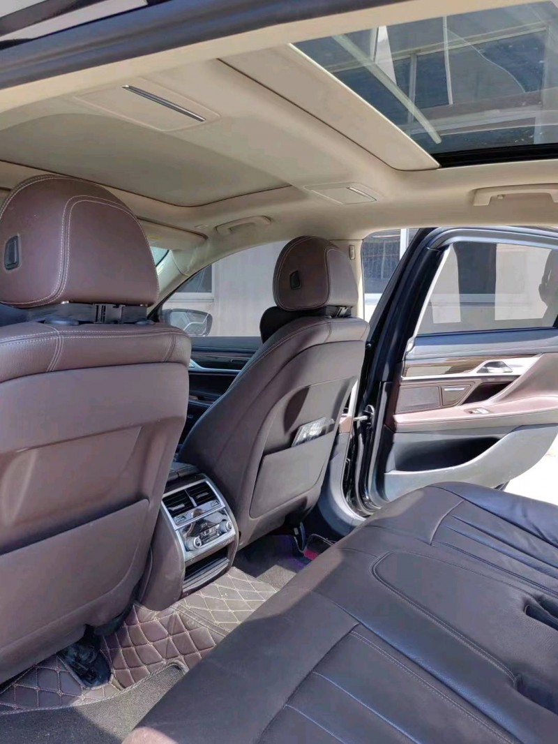 济南17年宝马7系6