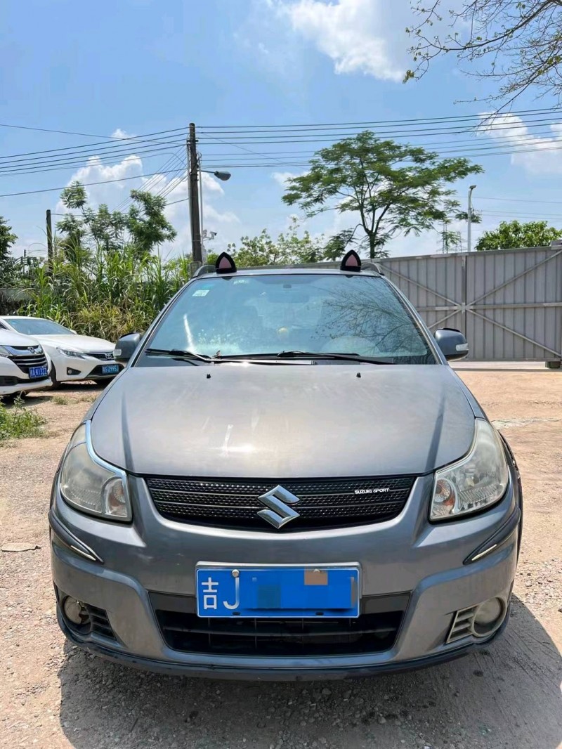 广州11年铃木SX4(海外)1