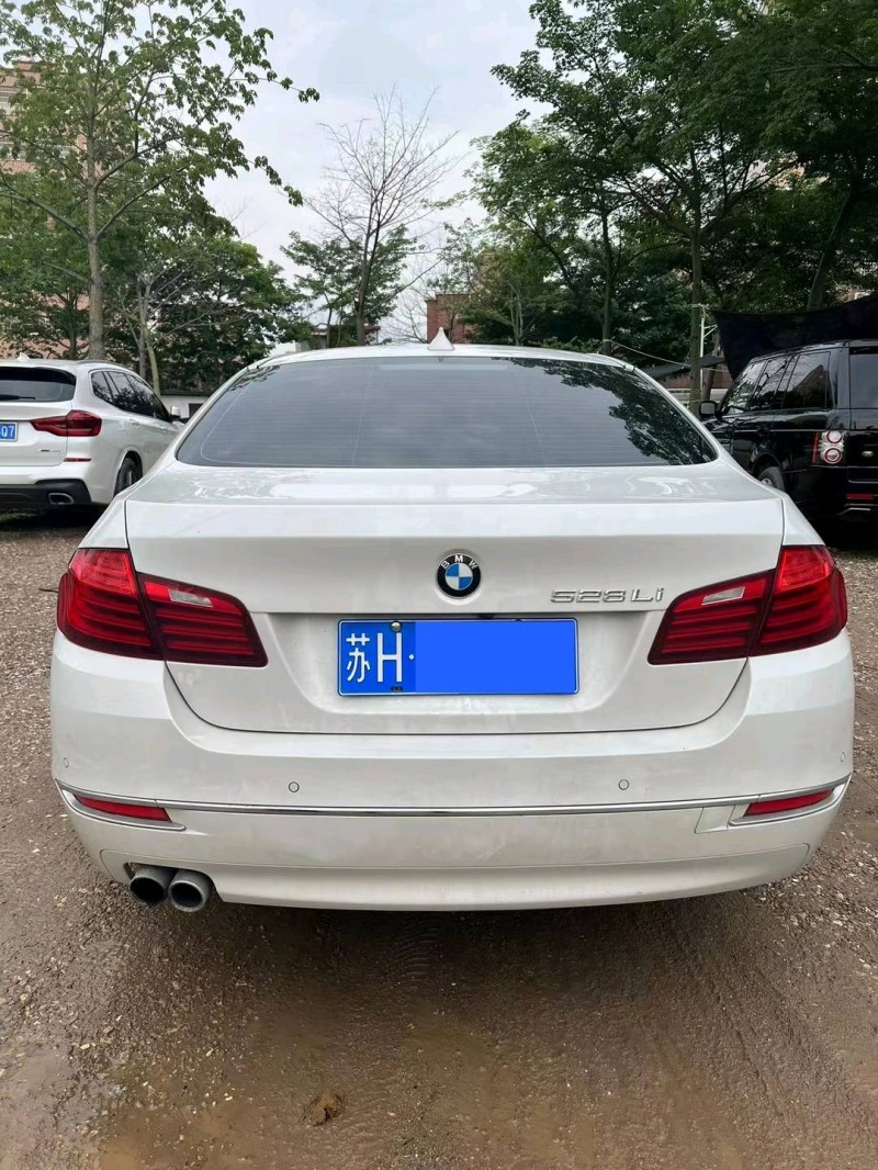 广州15年宝马5系9